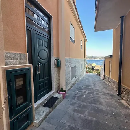 Casa Di Nonna Mariella * Messina